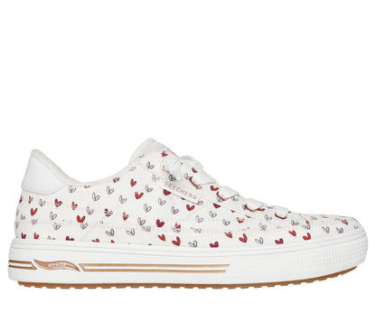 WHITE / RED,6.0,Medium
