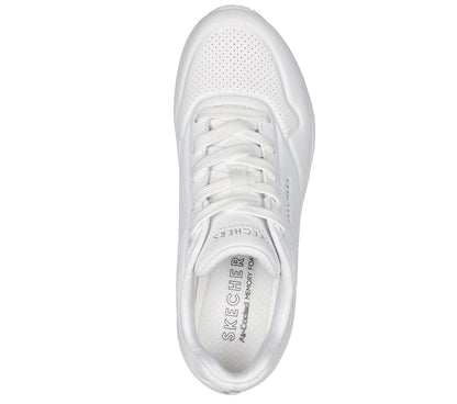 Skechers- Women UNO - Stand on Air