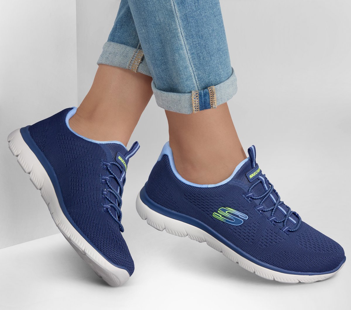 Skechers- Women Summits - Radiant Flow