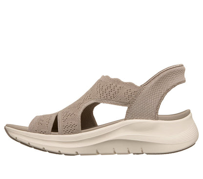 Skechers- Women|New Arrivals Slip-ins: Arch Fit 2.0 Sandal -Best Match