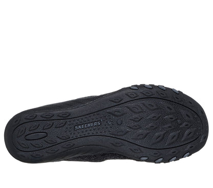 Skechers- Women Slip-ins: Breathe-Easy - Knitty Waves