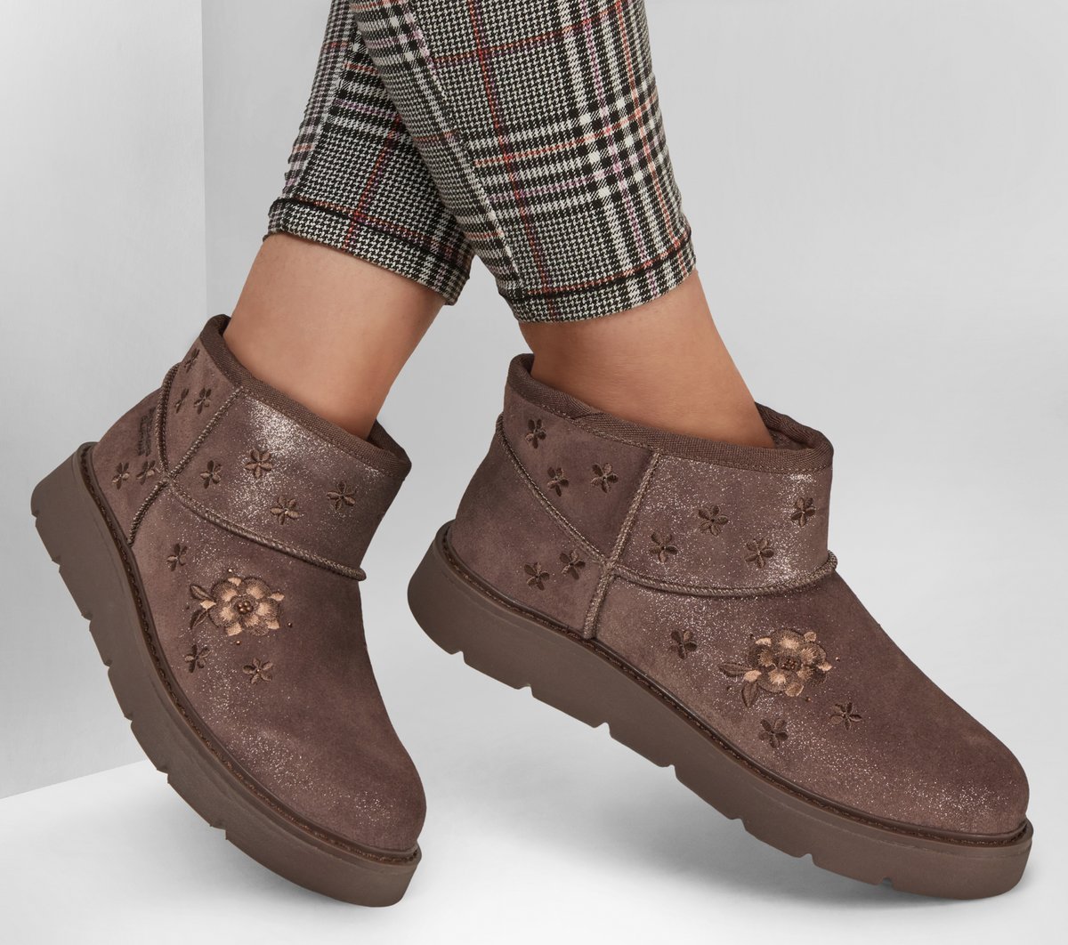 Skechers- Women Slip-ins: Keepsakes Cozy - Cozy Mini Floral