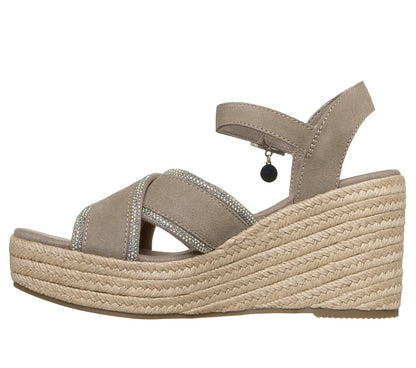 Skechers- Women Martha Stewart: Iris - Modest Queen