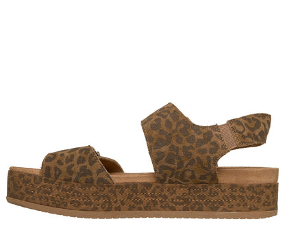 Skechers- Women|New Arrivals BOBS Misty Kiss - Stormy Steps