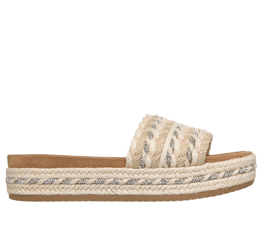 Skechers- Women|New Arrivals BOBS Misty Kiss - Island Peace