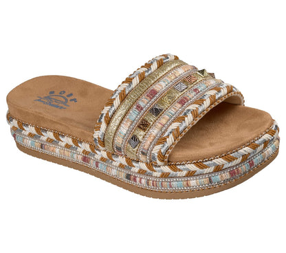 Skechers- Women|New Arrivals BOBS Misty Kiss - Beachy Bliss
