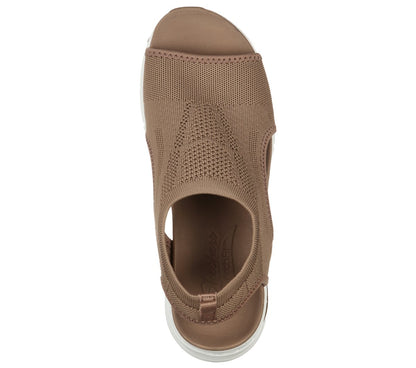 Skechers- Women Arch Fit - City Catch