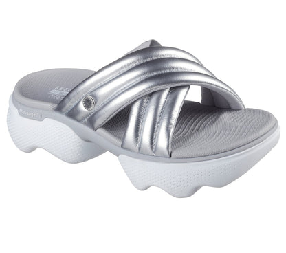 Skechers- Women Martha Stewart:Massage Fit Edge - Shine Bright