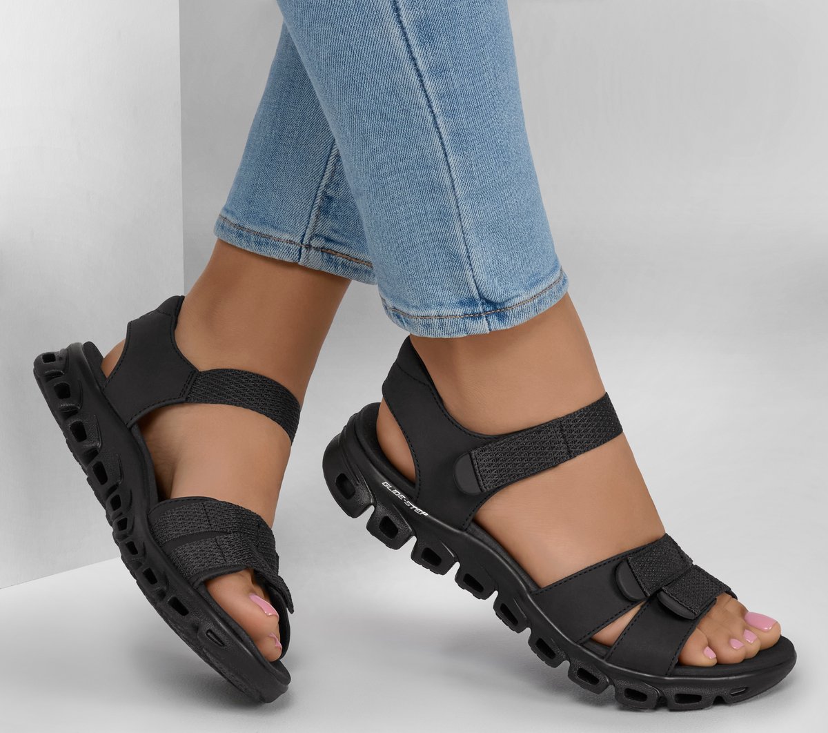 Skechers- Women Glide-Step - Count On Me