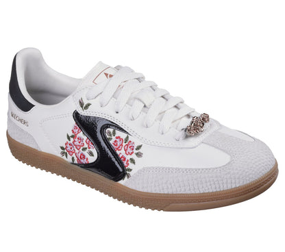 Skechers- Women Hotshot - Fiercely Floral