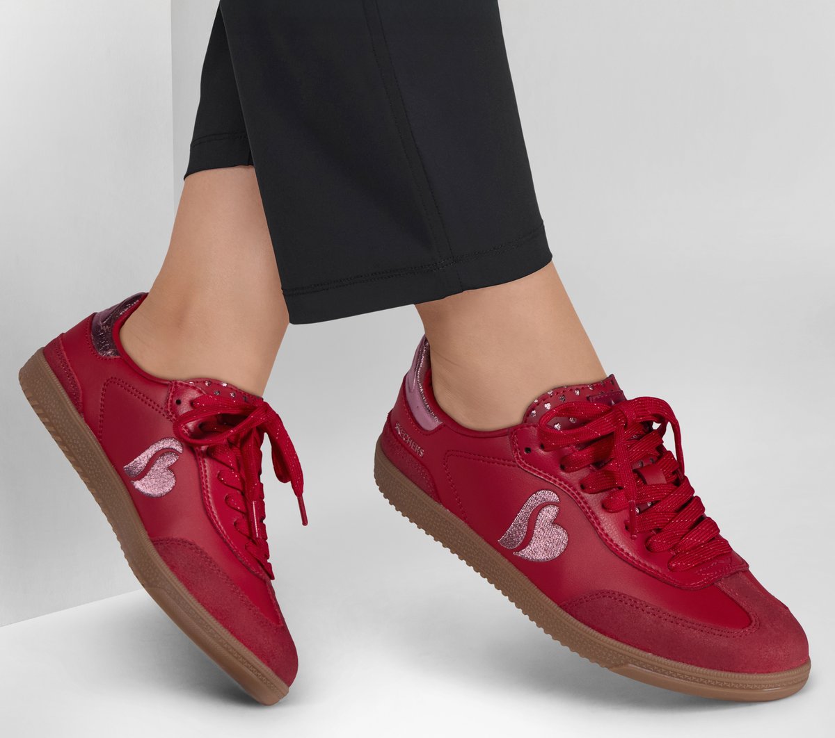 Skechers- Women Hotshot - Heartfelt Hues