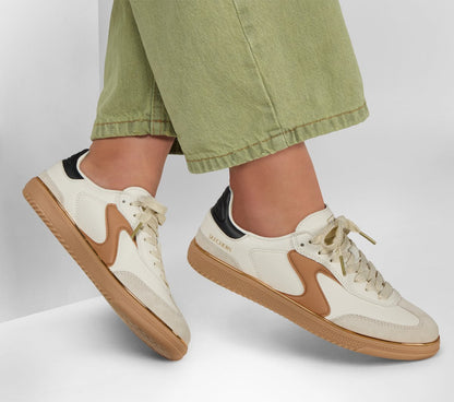 Skechers- Women Hotshot - Living Luxe