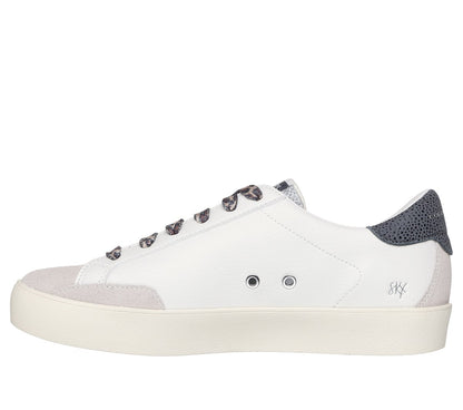 Skechers- Women Strand Star - Fierce Statement