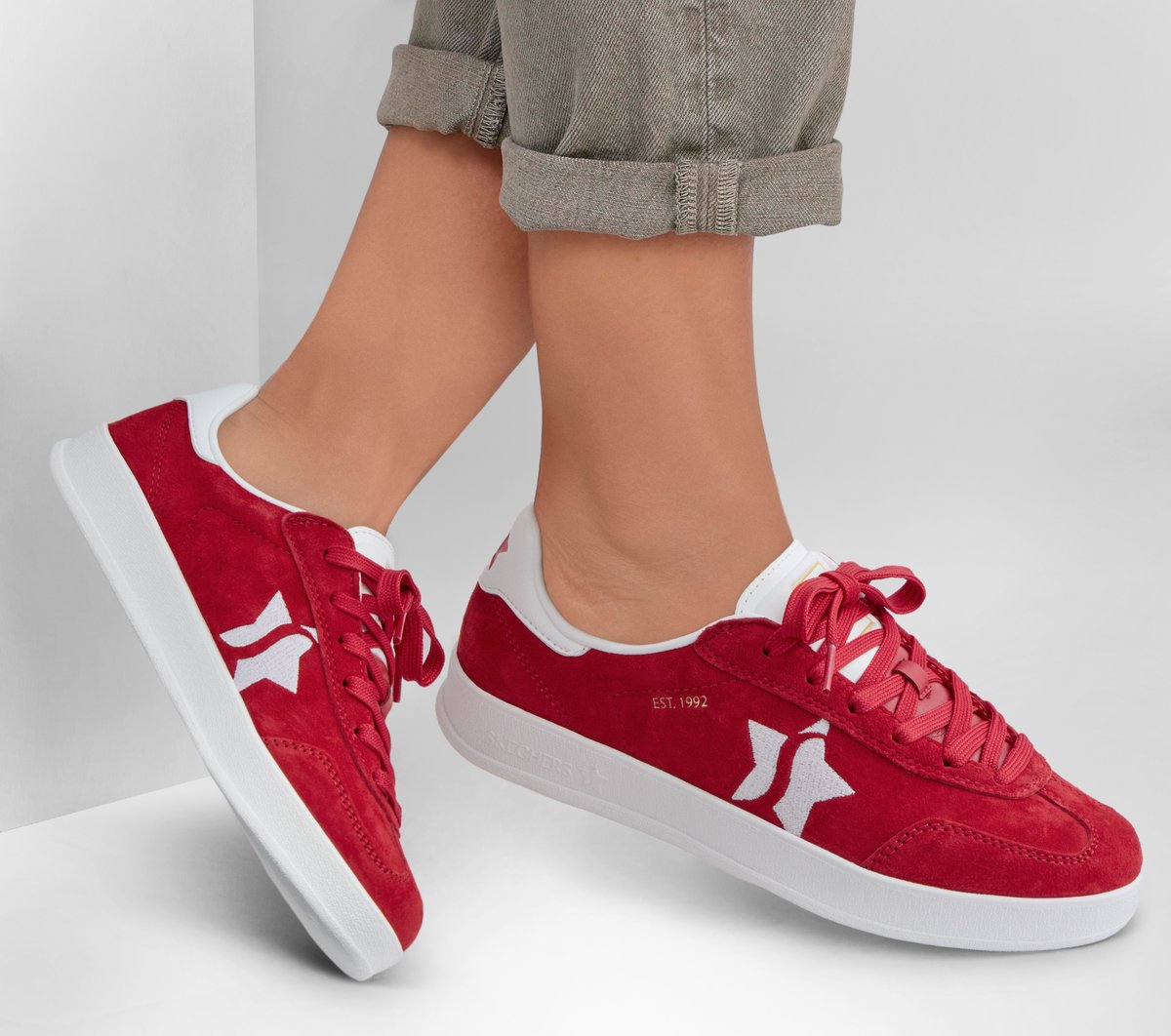 Skechers- Women Academy - Court Charm