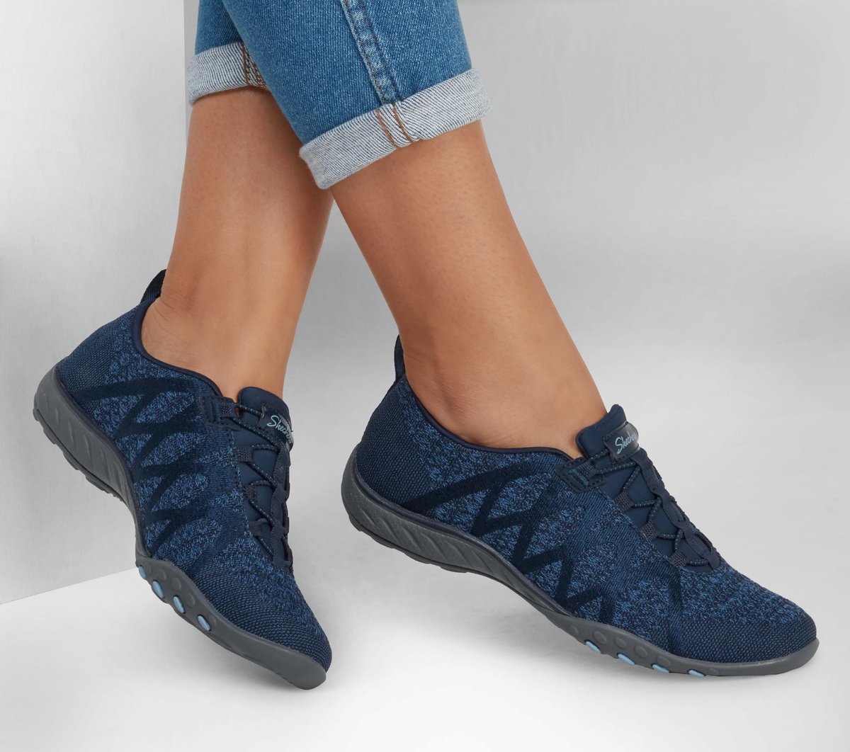 Skechers- Women Relaxed Fit: Breathe-Easy - Infi-Knity
