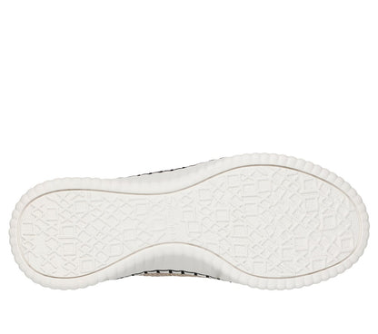 Skechers- Women Wilshire Blvd - Breezy Stroll