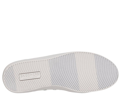 Skechers- Women Strand Star - Studded Step