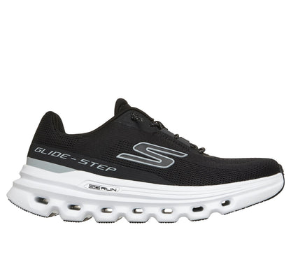 BLACK / WHITE,6.0,Medium