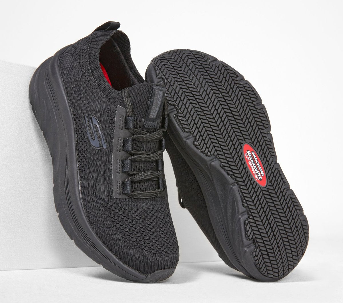 Skechers- Women Work Relaxed Fit: D'Lux Walker SR - Ozema