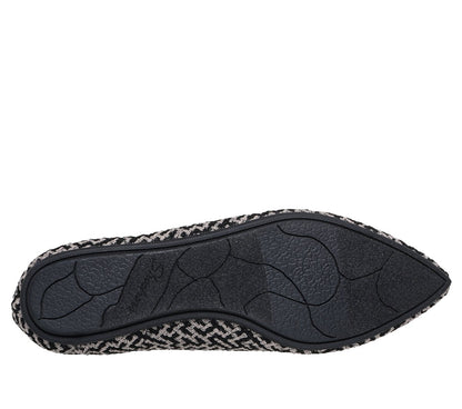 Skechers- Women Cleo Point - Chic Allure