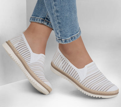 Skechers- Women BOBS Flexpadrille LO -So Chic