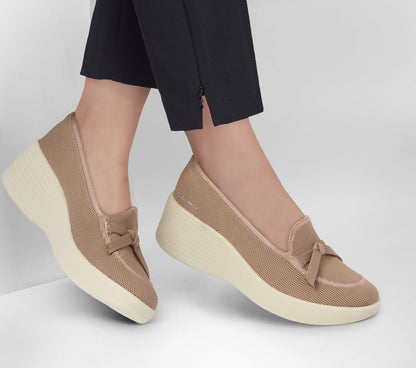 Skechers- Women Relaxed Fit: Parallel Lite - Soaring Softly