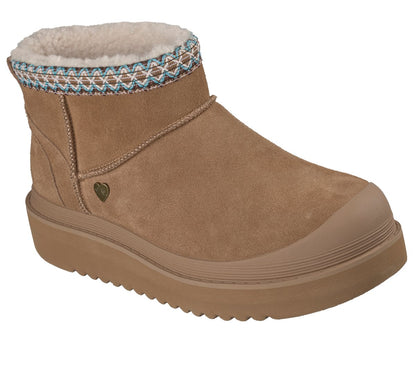 Skechers- Women BOBS Dakota - Suede Stomper