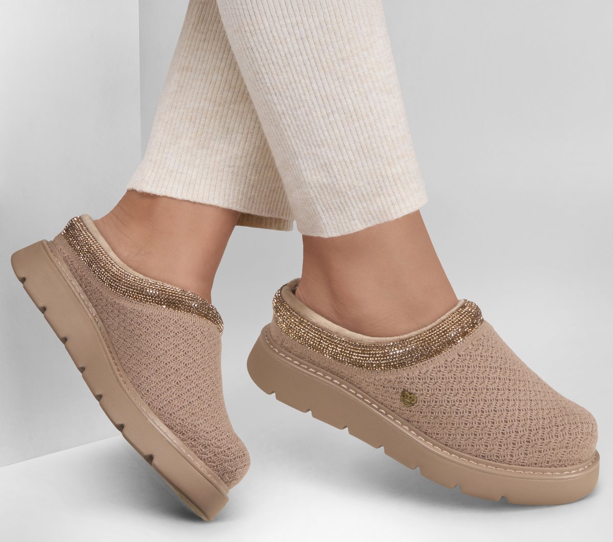 Skechers- Women BOBS Keepsakes Lite -Glimmer Lites