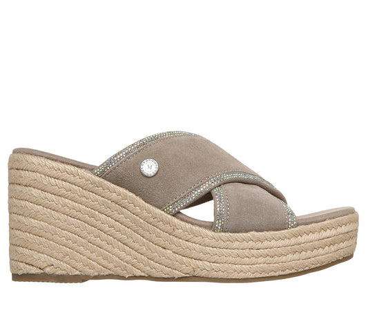 Skechers- Women|New Arrivals Martha Stewart: Iris - Elegant