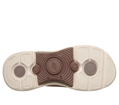 Skechers- Women|New Arrivals Martha Stewart: GO WALK Arch Fit 2.0 Sandal - Showstopper