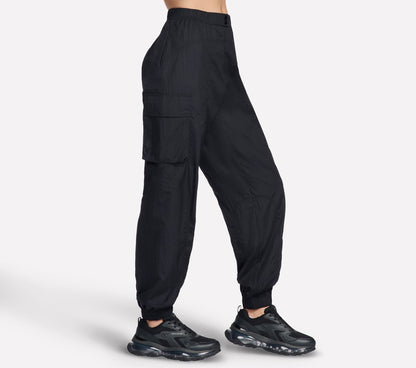 Skechers- Women Sideline Cargo Jogger