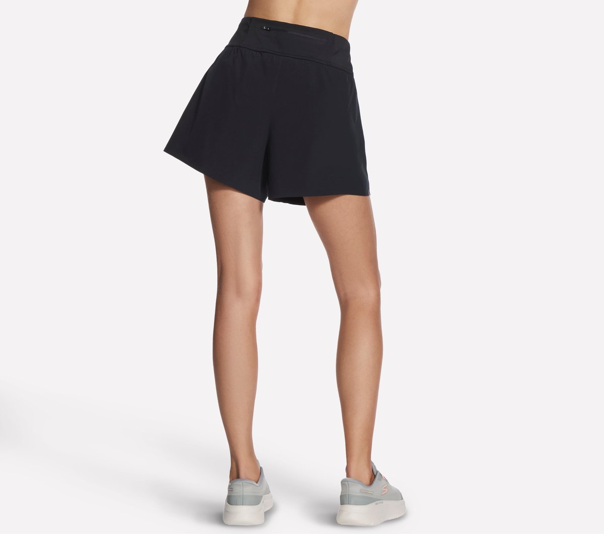 Skechers- Women Tempo 4 Inch Run Short