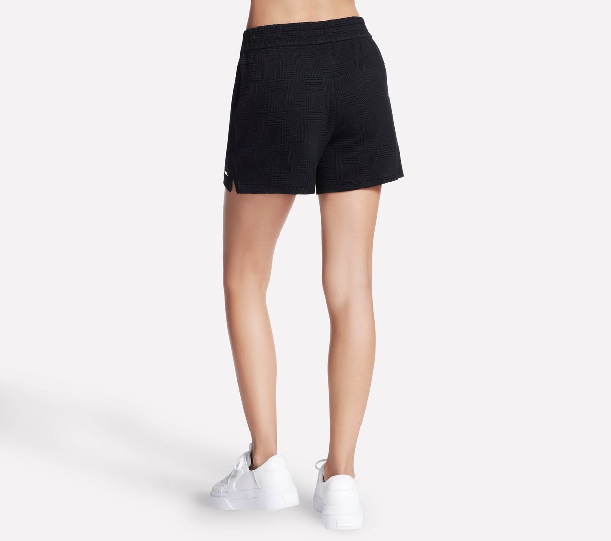 Skechers- Women GO WALK Everywhere Diamond 4 Inch Short