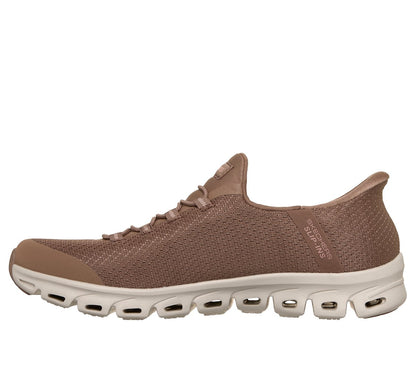 Skechers- New Arrivals Slip-ins: Glide-Step - Pursuit