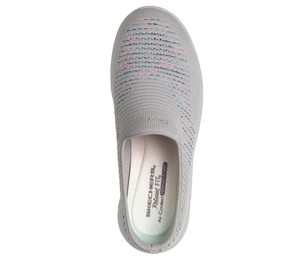 Skechers- New Arrivals Relaxed Fit: Easy Going - Clear Days