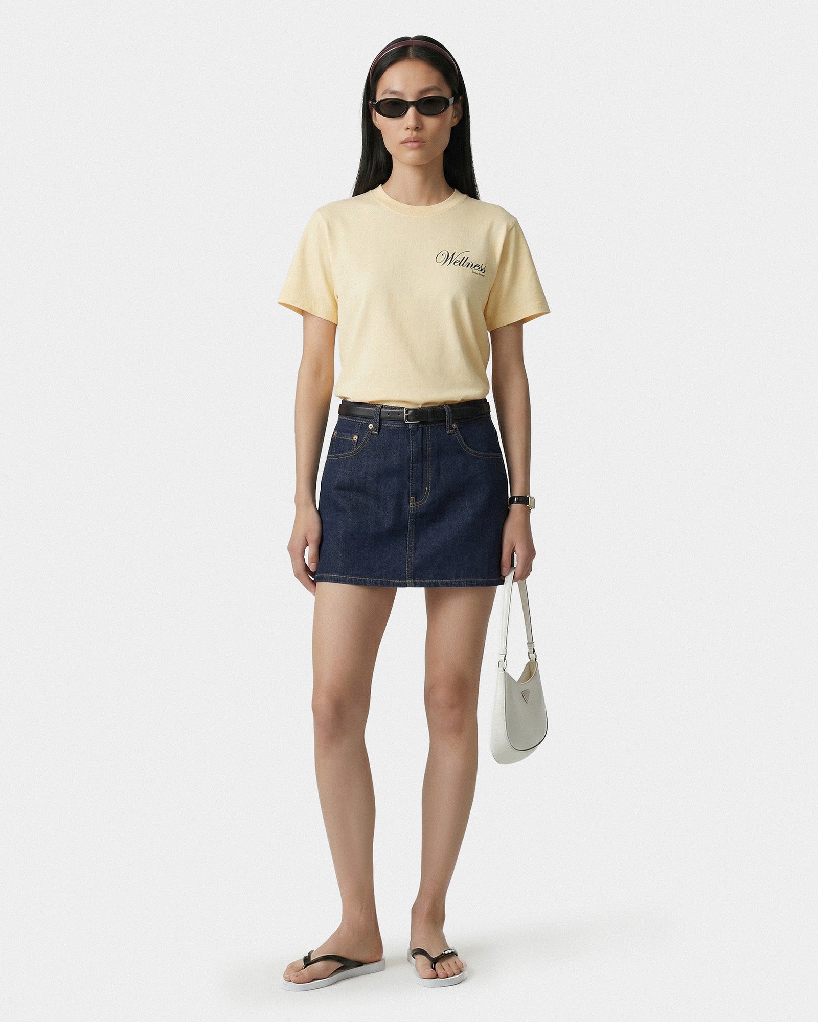 Avenue T-Shirt - Almond/Navy