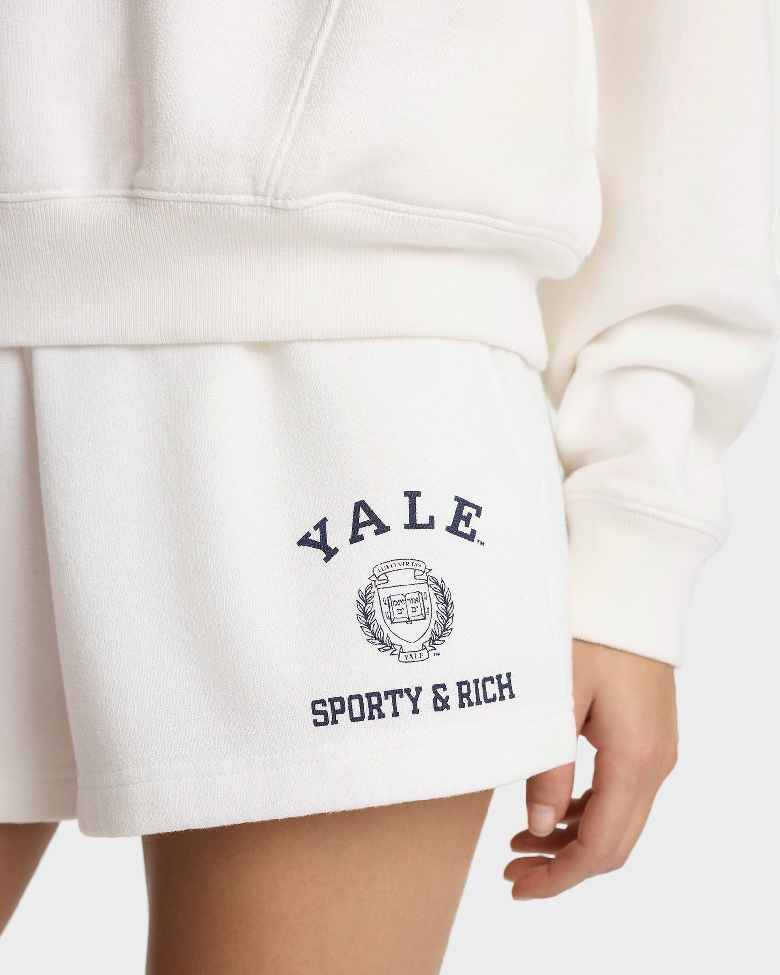 Veritas Soft Disco Short - White/Navy