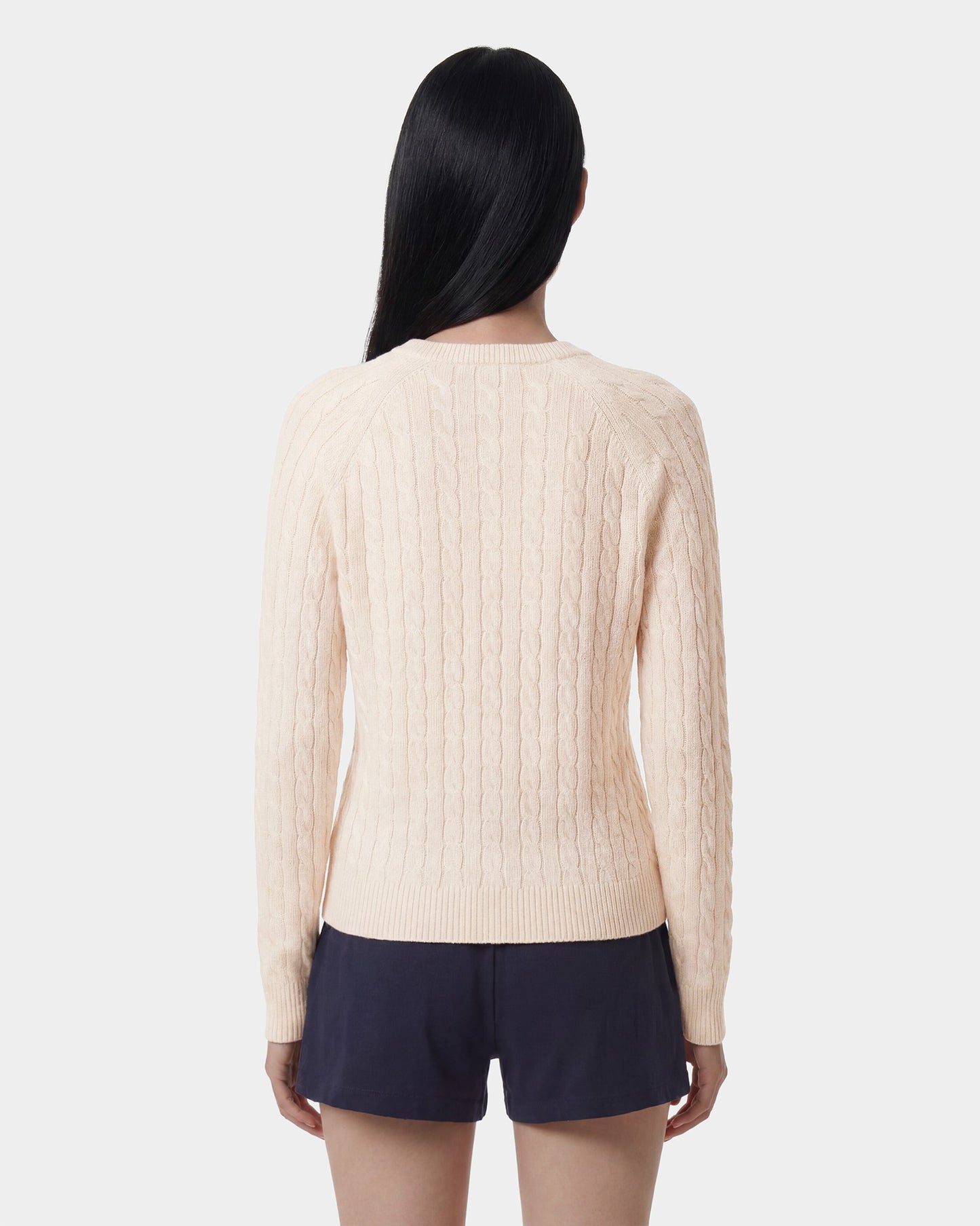 NY Crest V-Neck Cable Sweater - Ecru/Light Navy