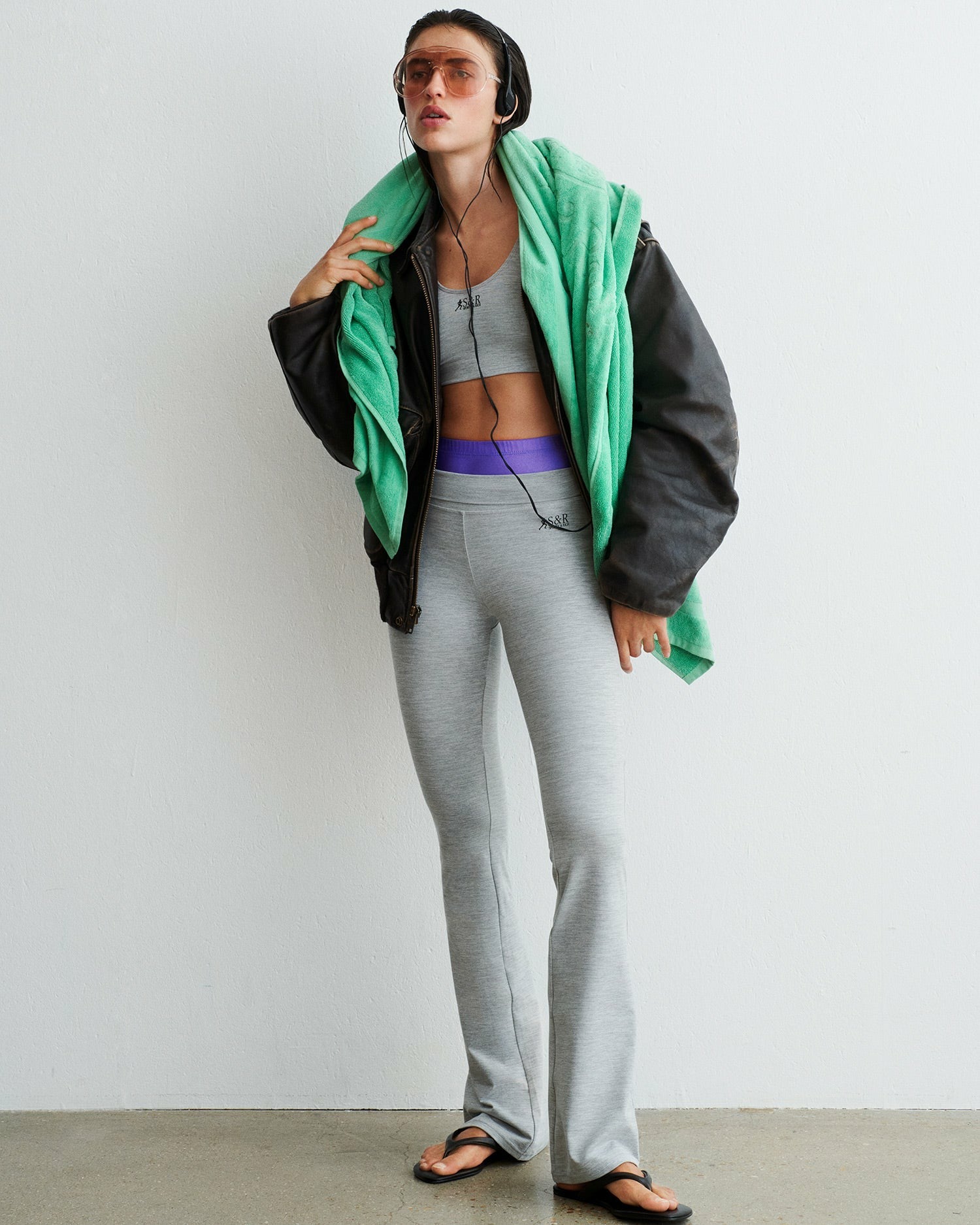 SR Runner Flared Legging - Heather Gray