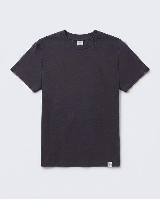 Bold Runner Essential Tee - Faded Black